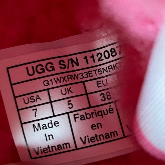 UGG Pink Rose Fluffita Oh Yea Sheepskin Fur Slippers Slides Sandals Size 7 - Picture 6 of 8